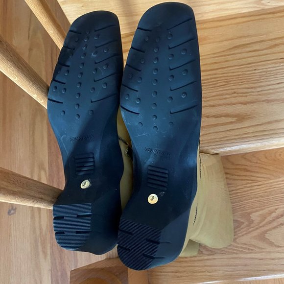 New In Box, Aquatalia Yellow High Boots, Zipper Side, Size 9 - Picture 6 of 8